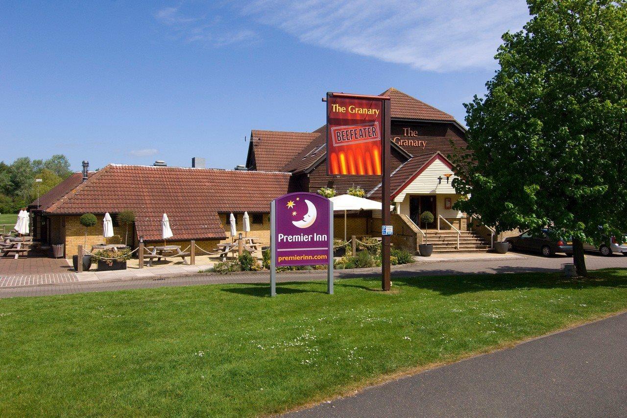Premier Inn Peterborough - Ferry Meadows Bagian luar foto