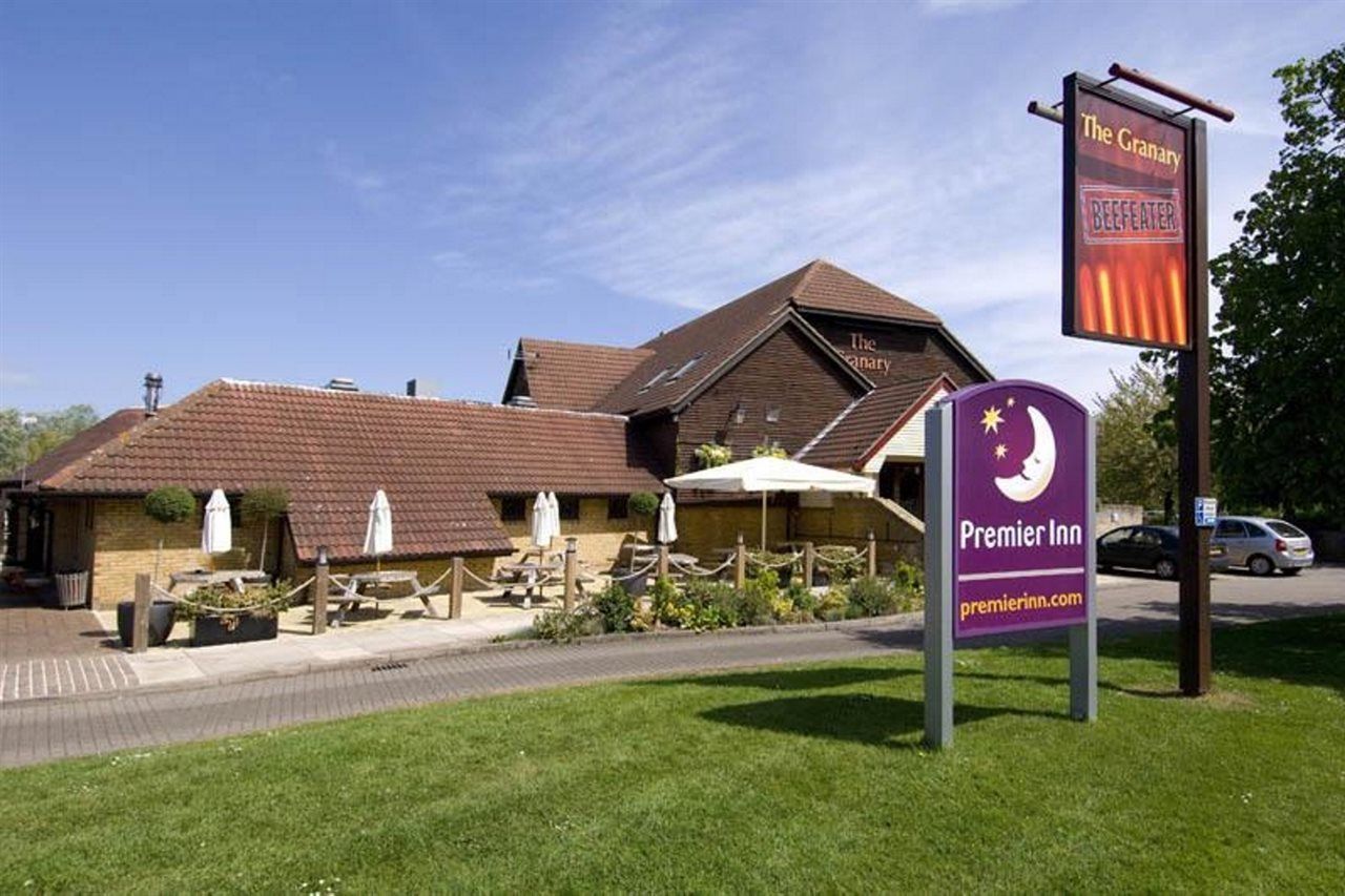 Premier Inn Peterborough - Ferry Meadows Bagian luar foto